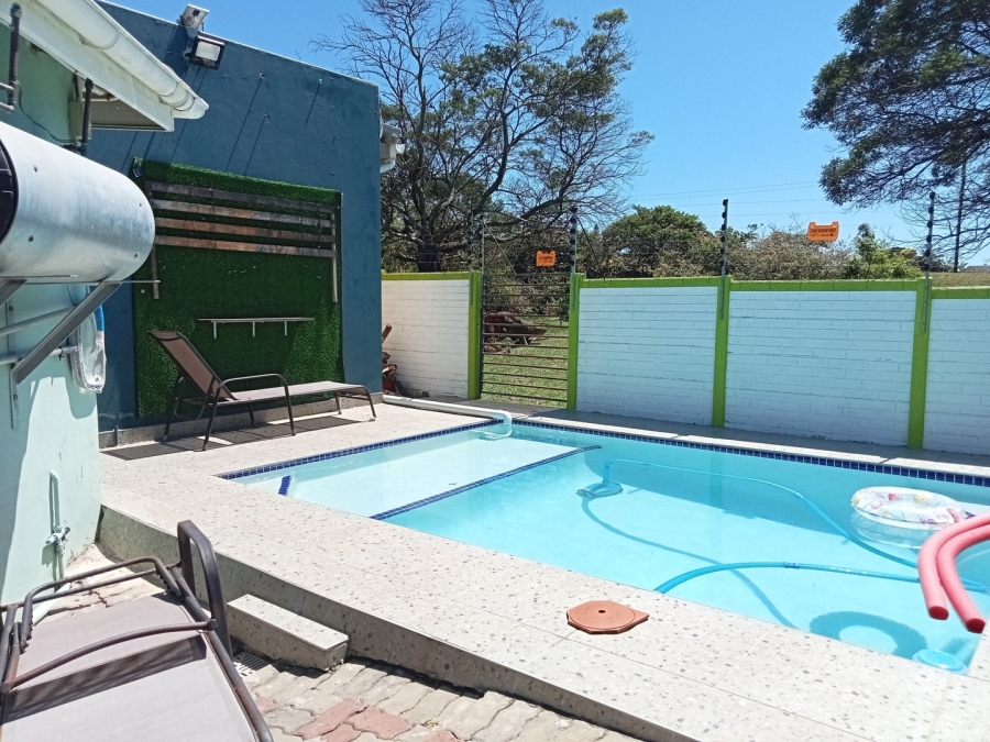 5 Bedroom Property for Sale in Siyakha Eastern Cape